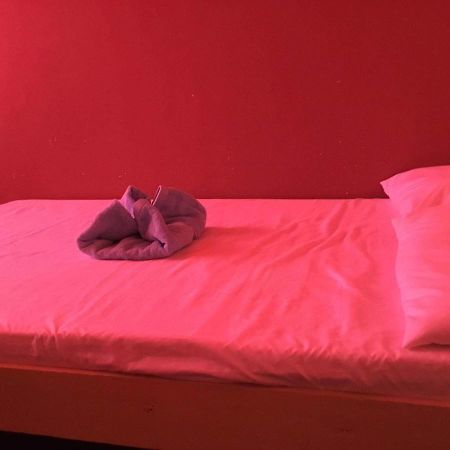 Luzon Inn Виган Екстериор снимка