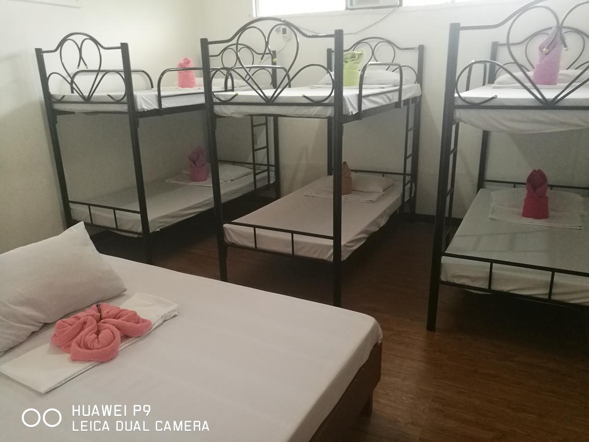 Luzon Inn Виган Екстериор снимка